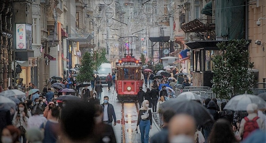 Prof. Dr. Kayıhan Pala: İstanbul Vuhan’a döndü, haftalık ölüm sayılarında 3 kat artış var Prof. Dr. Kayıhan Pala: İstanbul Vuhan’a döndü, haftalık ölüm sayılarında 3 kat artış var
