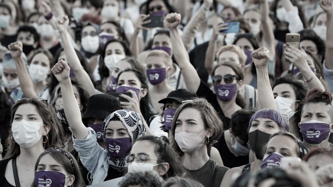 Rapor: 2020’de 300 kadın öldürüldü, 171 şüpheli ölüm Rapor: 2020’de 300 kadın öldürüldü, 171 şüpheli ölüm